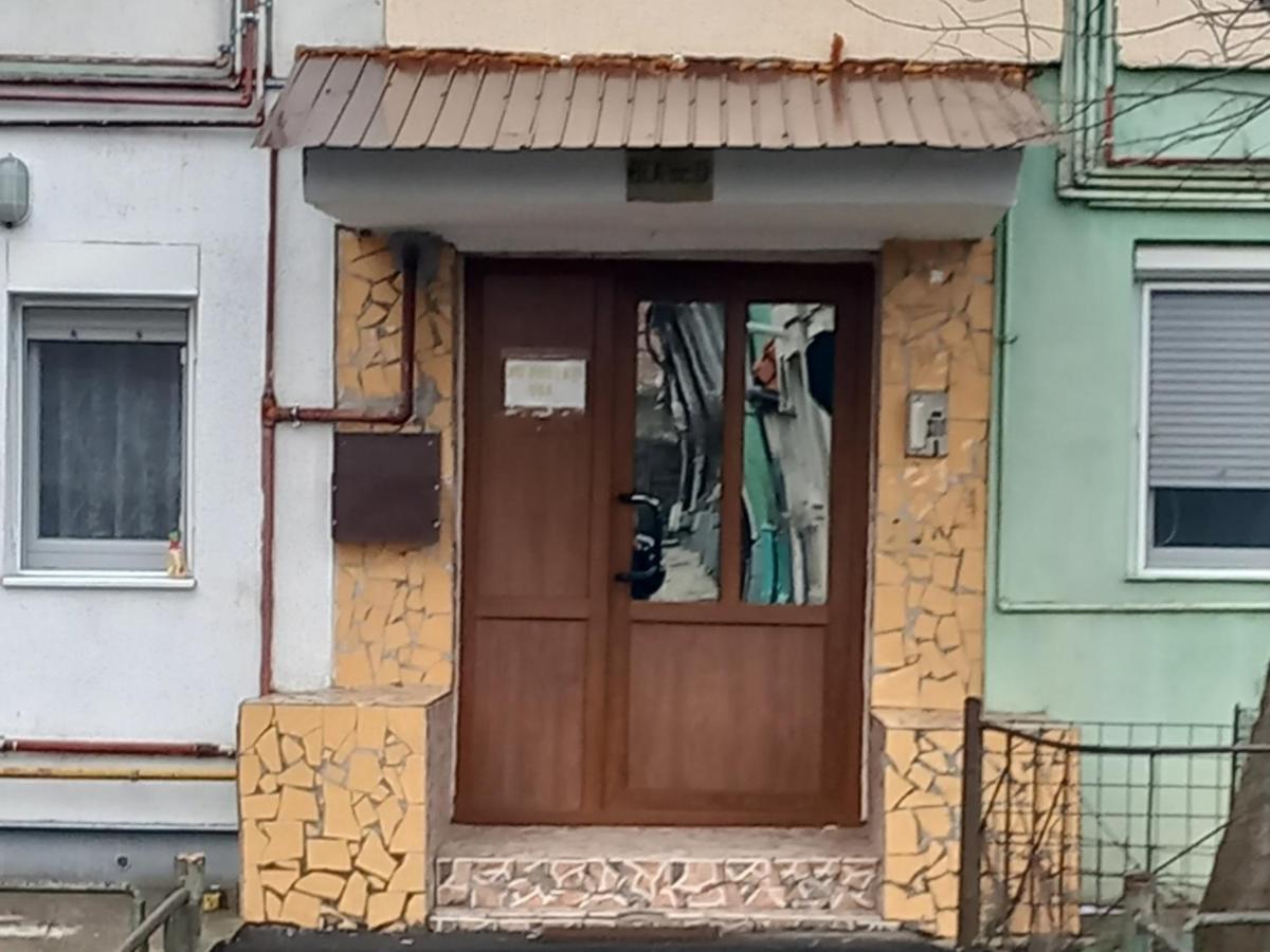 New Apart Apartamento Făgăraş Exterior foto